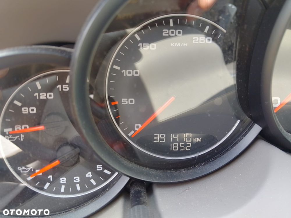 Porsche Cayenne Tiptronic S - 8