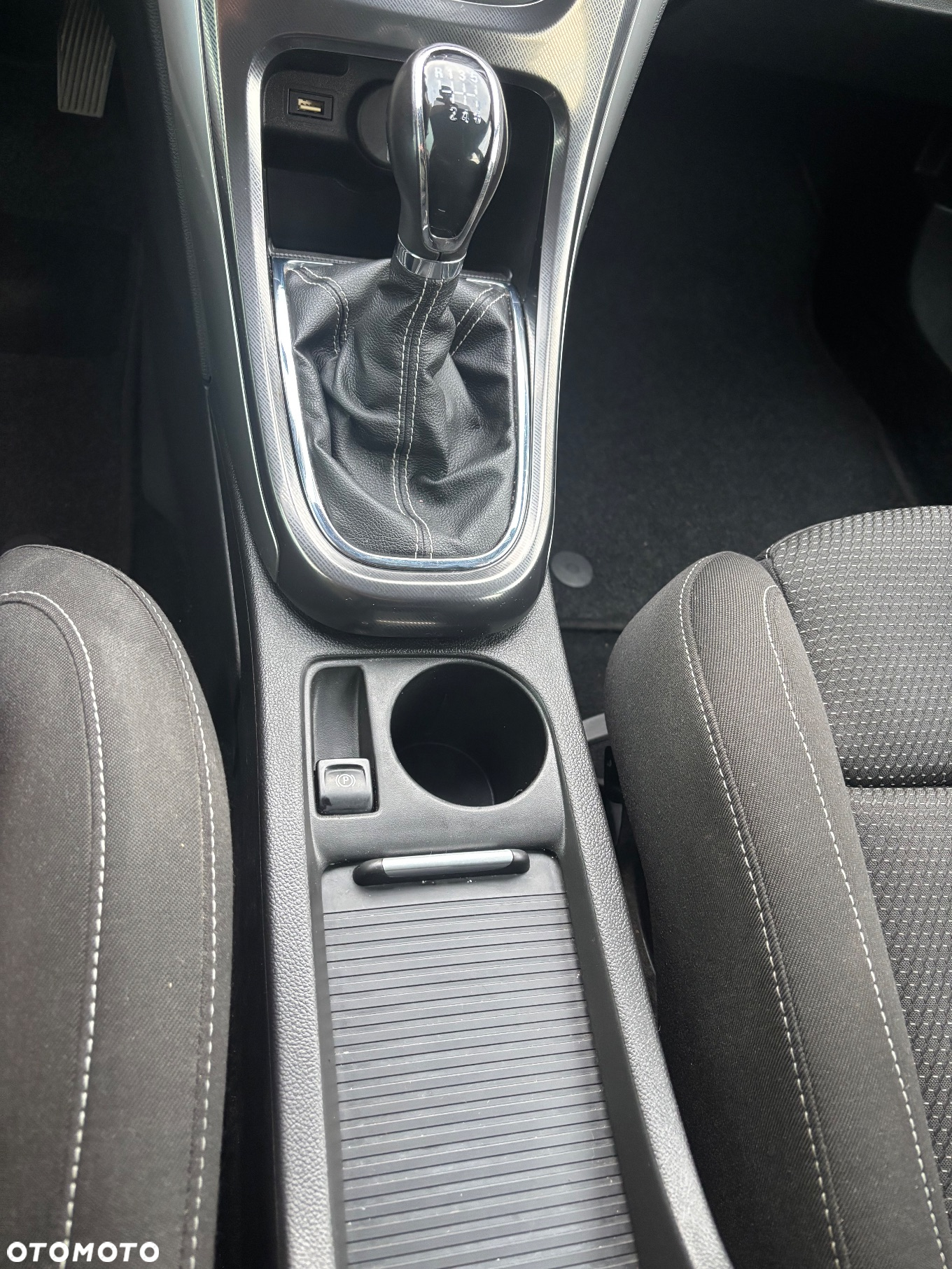 Opel Astra IV 1.6 T Sport - 8