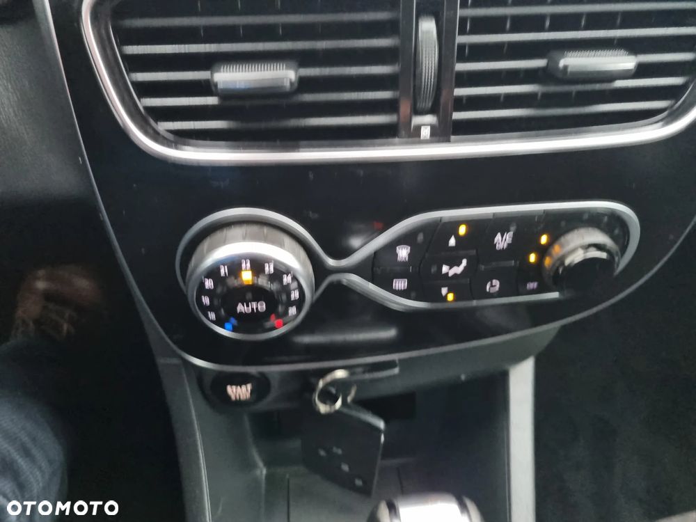 Renault Clio ENERGY TCe 120 EDC LIMITED 2018 - 20