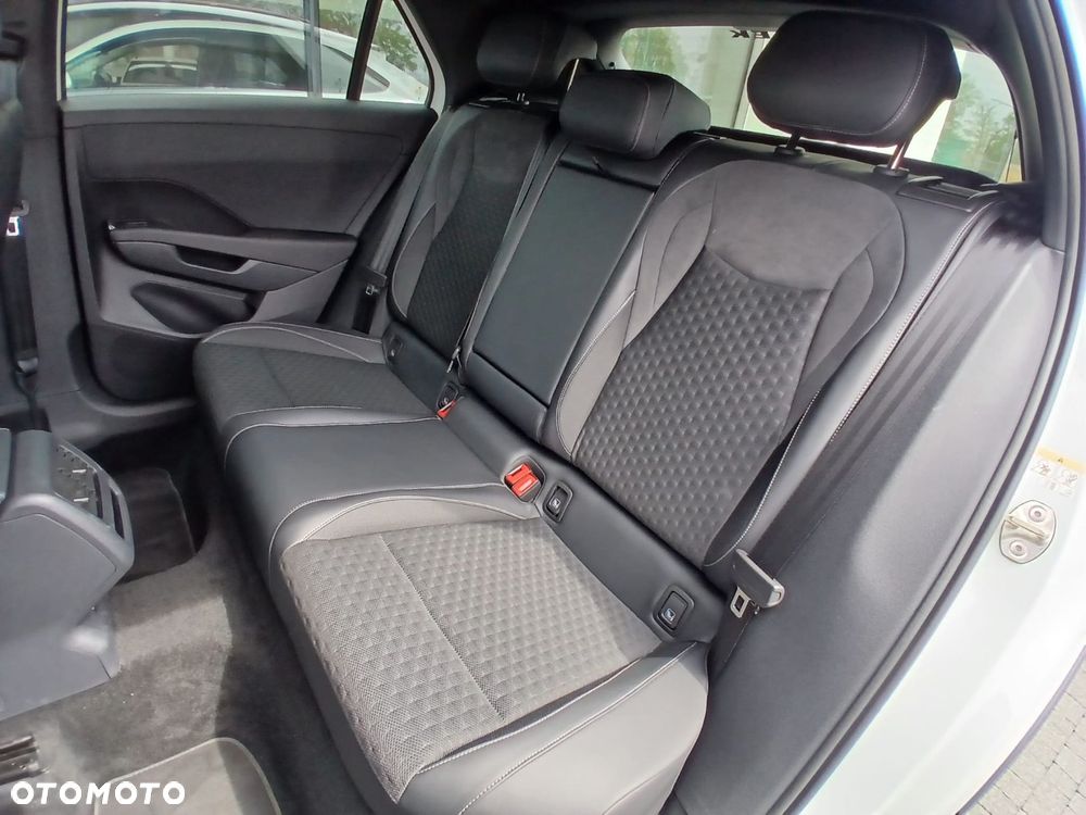 Volkswagen T-Roc 1.5 eTSI R-Line DSG - 10