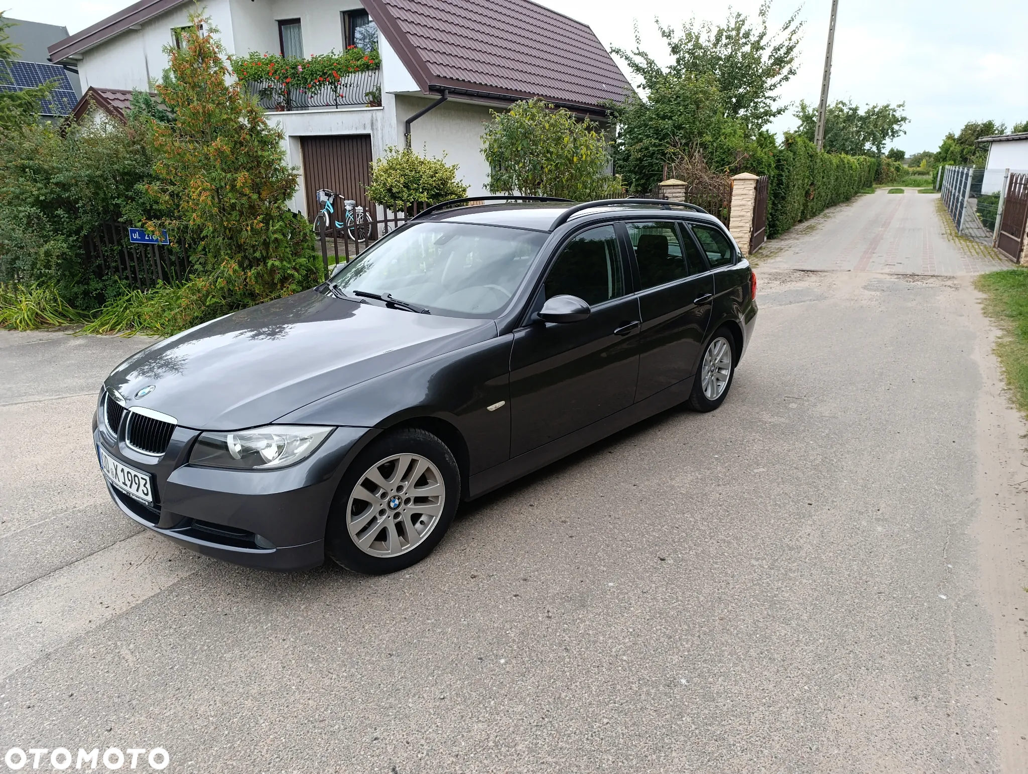 BMW Seria 3 318i Touring - 5
