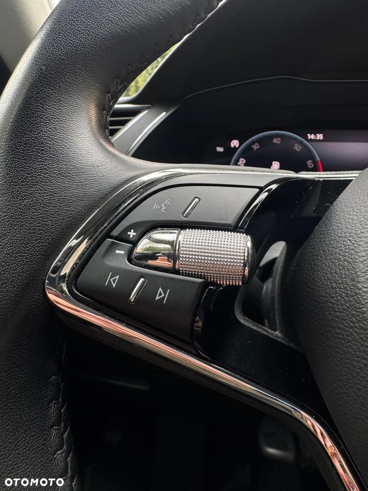 Skoda Superb 2.0 TSI Ambition DSG - 23