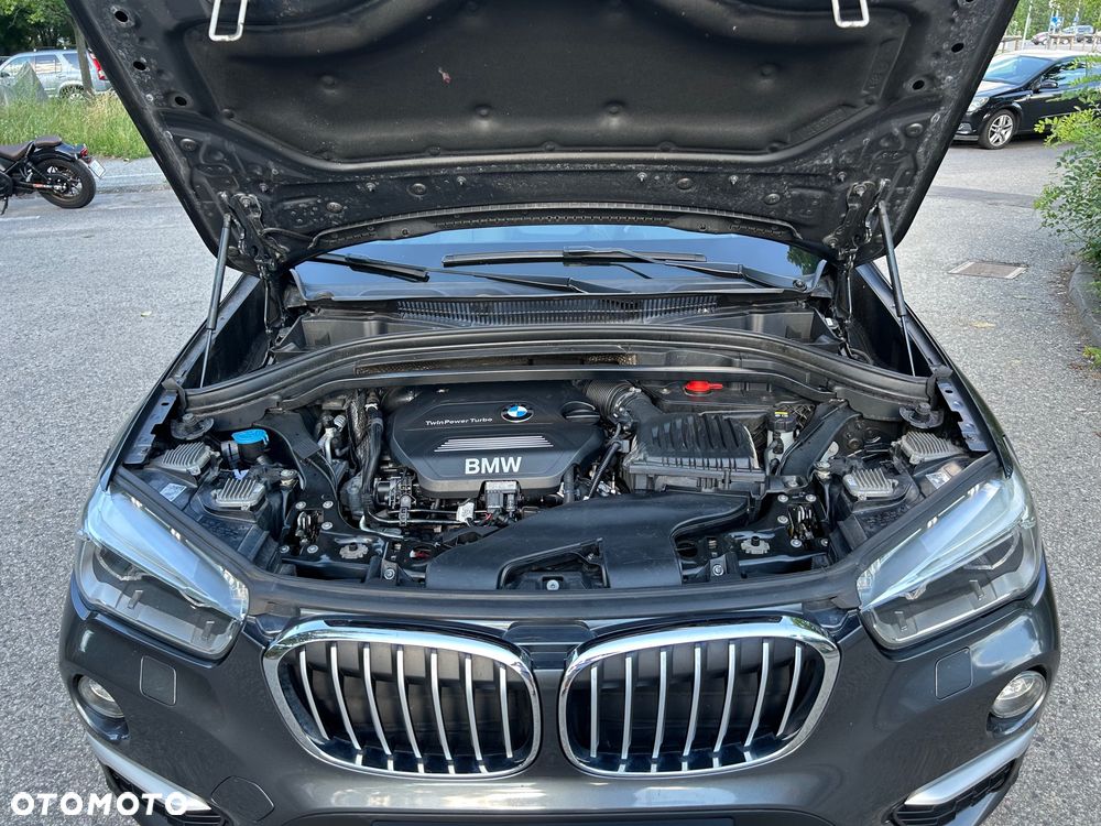BMW X1 xDrive20d xLine sport - 6
