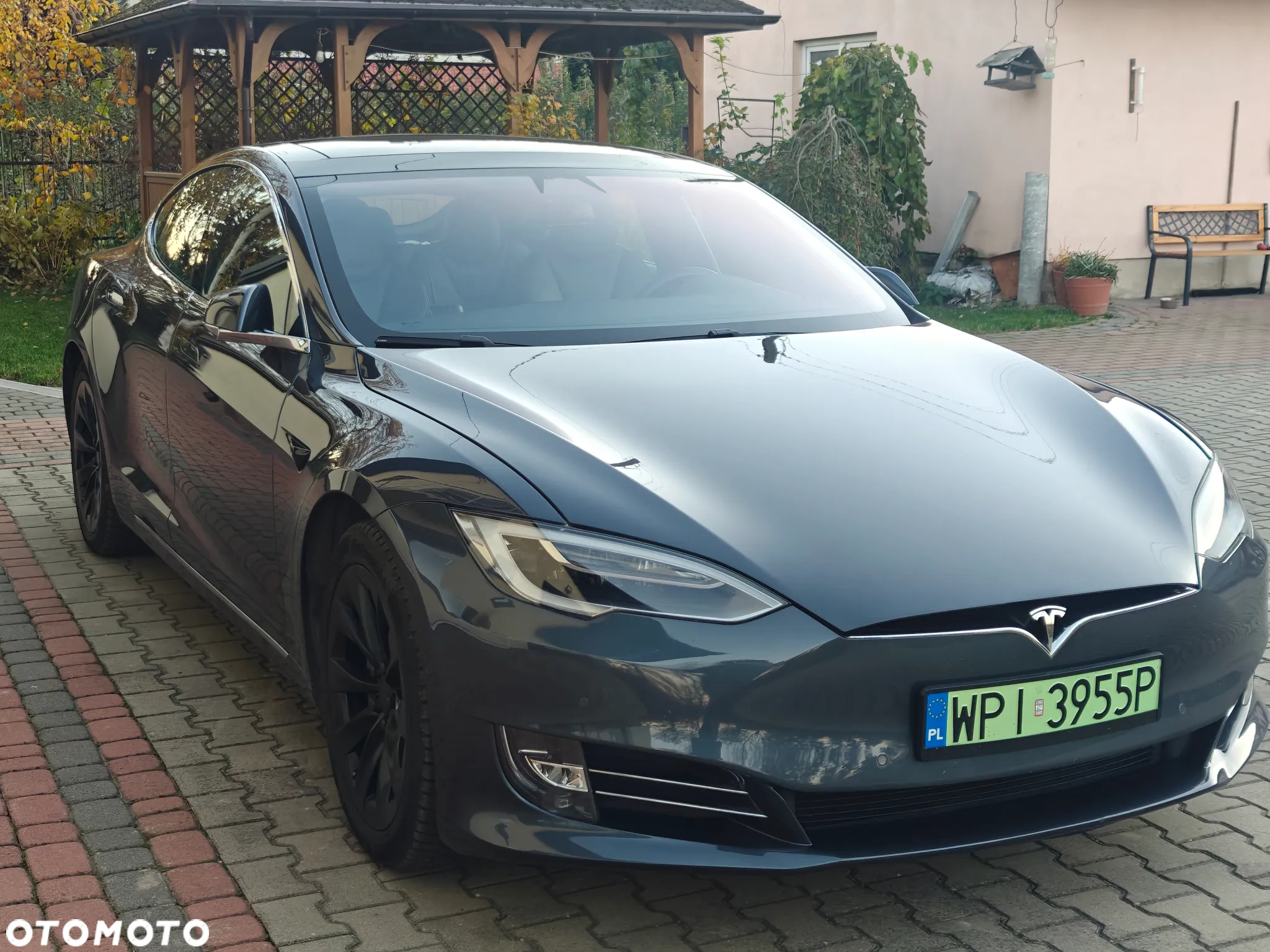Tesla Model S Long Range Plus - 4