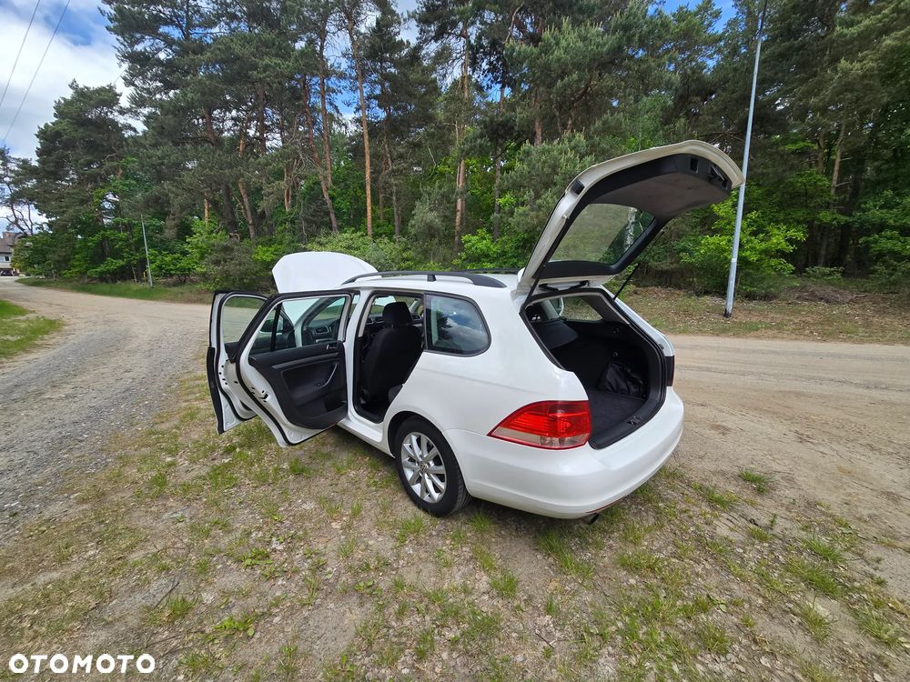 Volkswagen Golf 1.6 TDI DPF Highline - 18