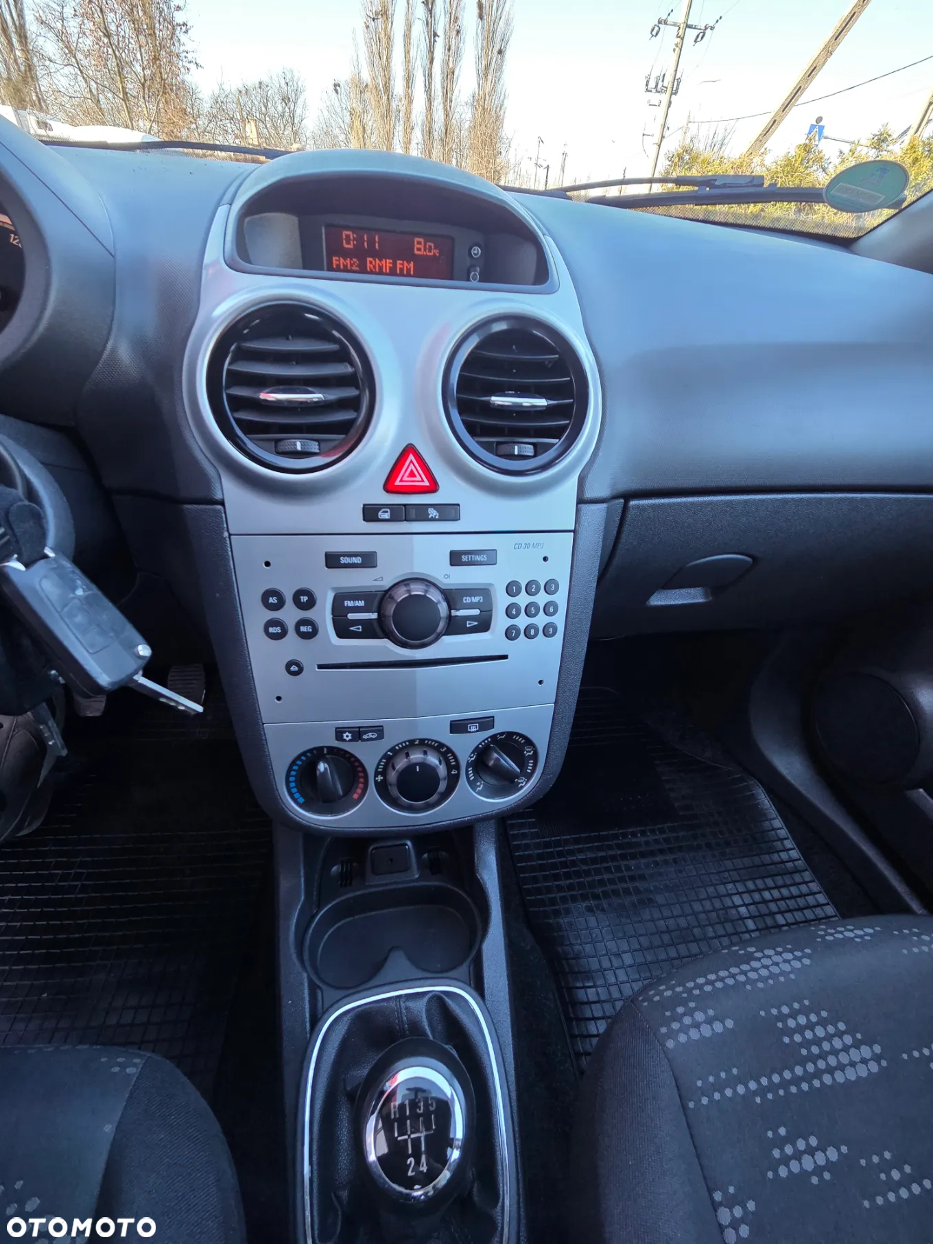 Opel Corsa 1.2 16V Catch me - 22