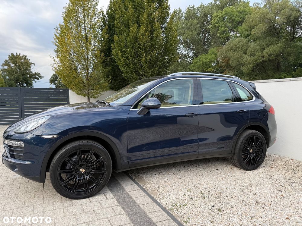 Porsche Cayenne Platinum Edition - 10
