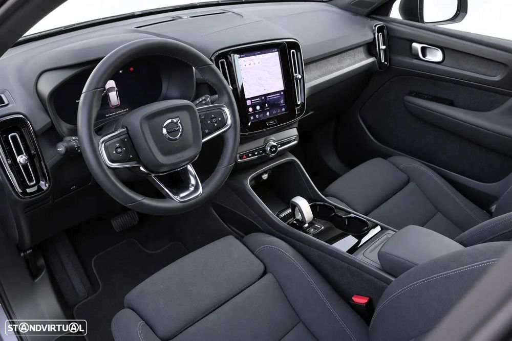 Volvo XC 40 Recharge Core - 9
