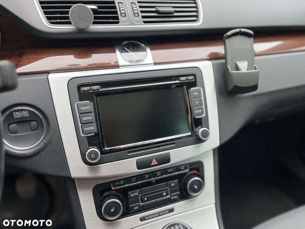 Volkswagen Passat 2.0 TDI DPF Comfortline - 13