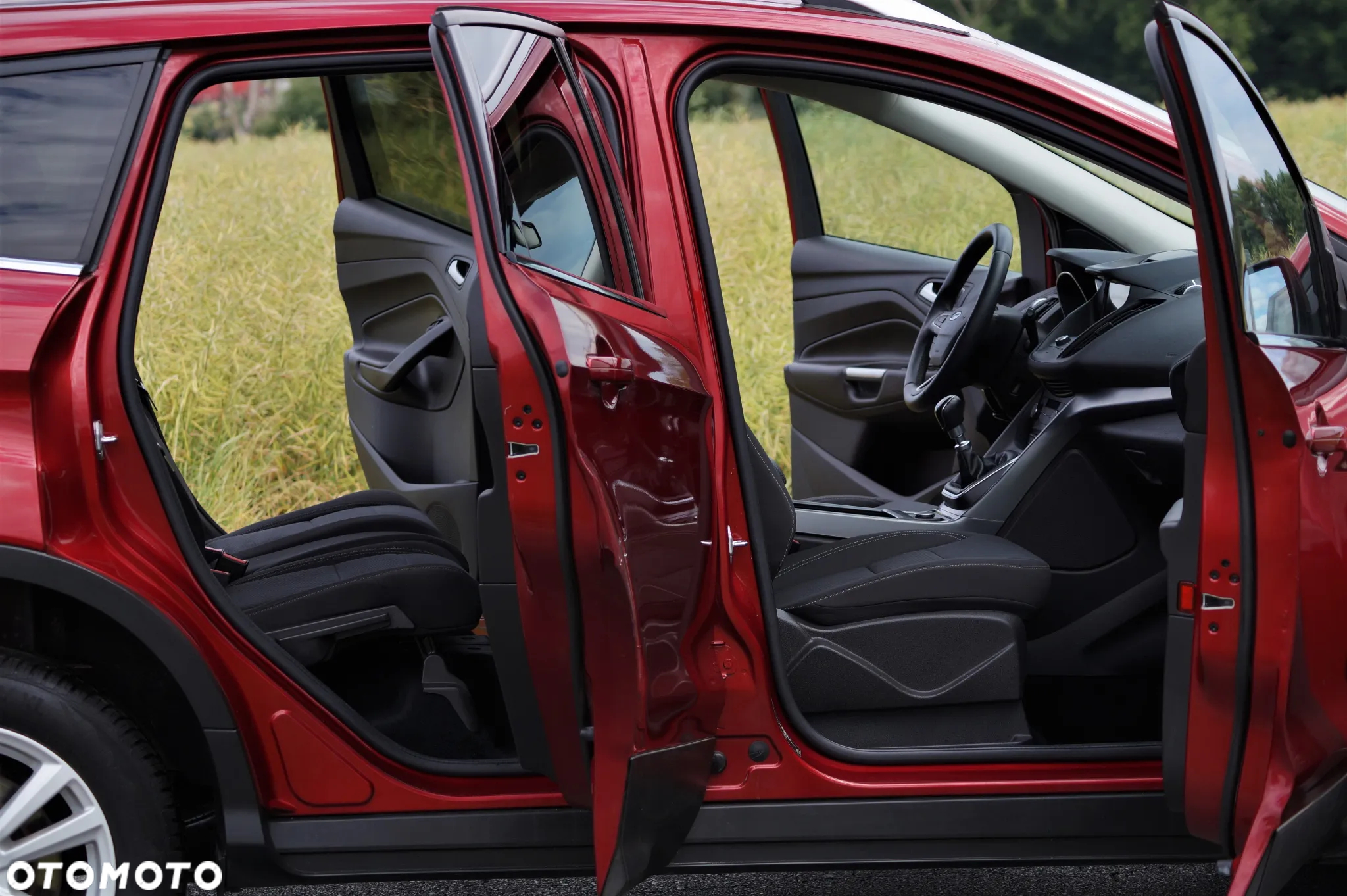Ford Kuga - 28