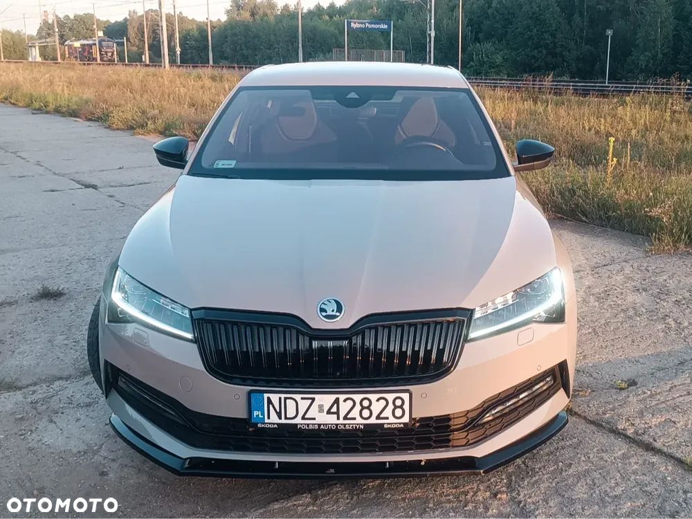 Skoda Superb 2.0 TSI Sportline DSG - 5