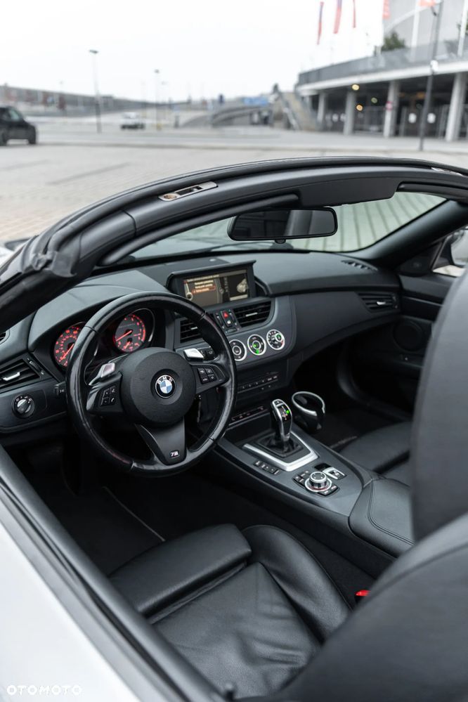 BMW Z4 sDrive35is - 15