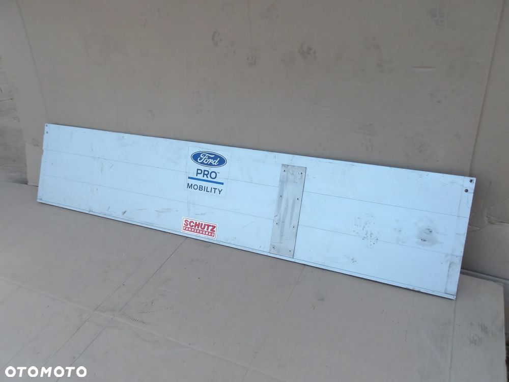 BURTA FORD TRANSIT MK8 - 24