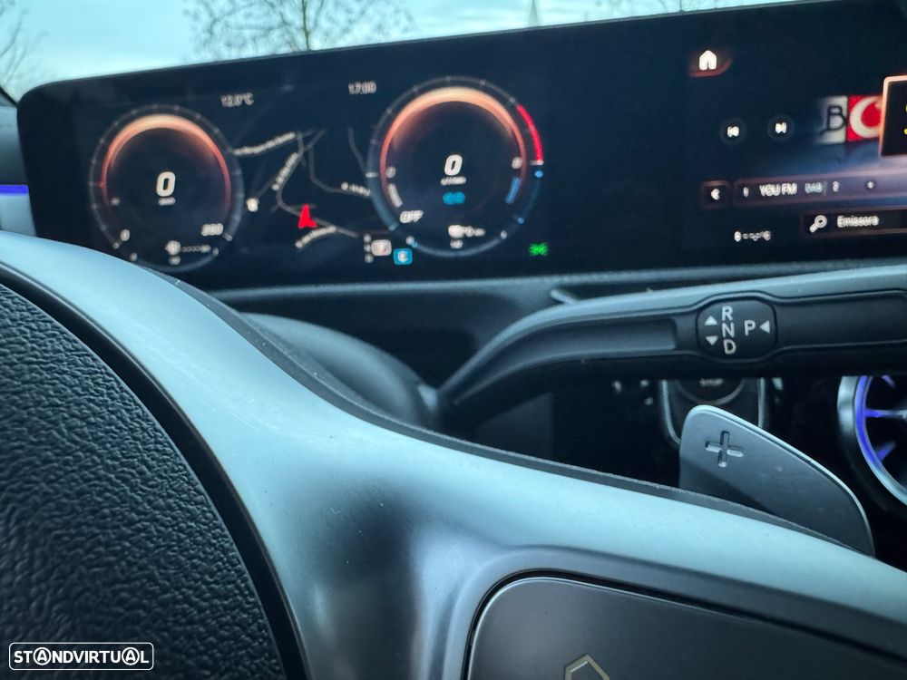 Mercedes-Benz A 250 e AMG Line - 24