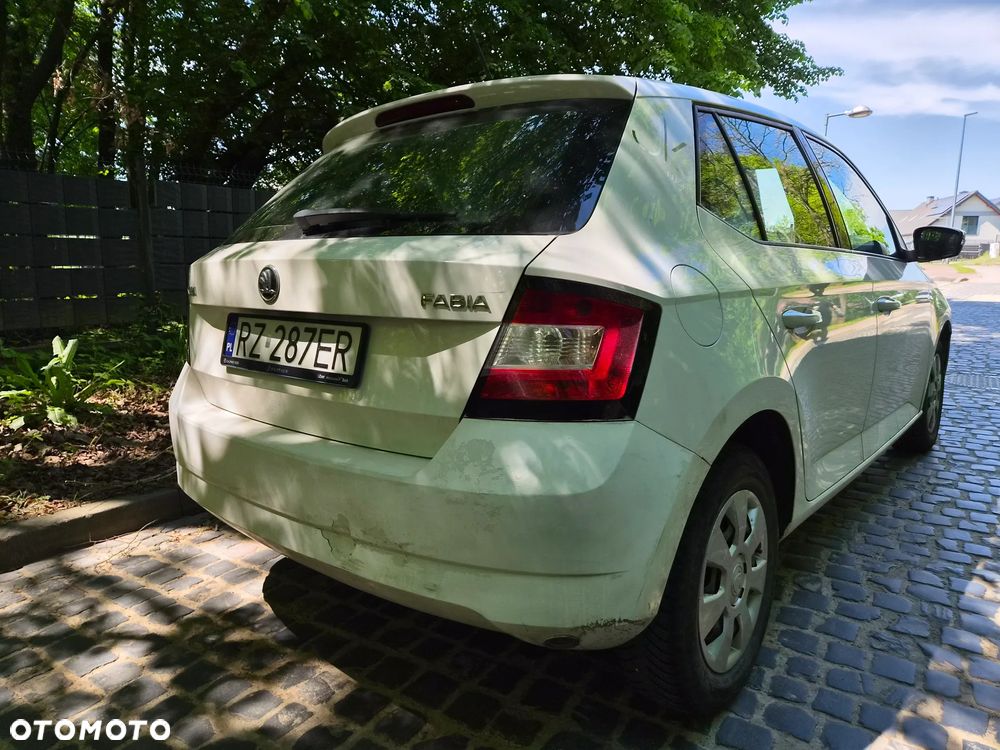 Skoda Fabia 1.0 Active - 3