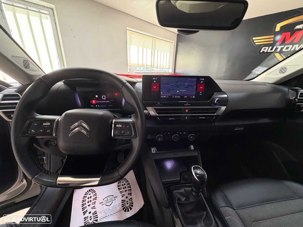 Citroën C4 PureTech 130 Stop&Start SHINE - 12