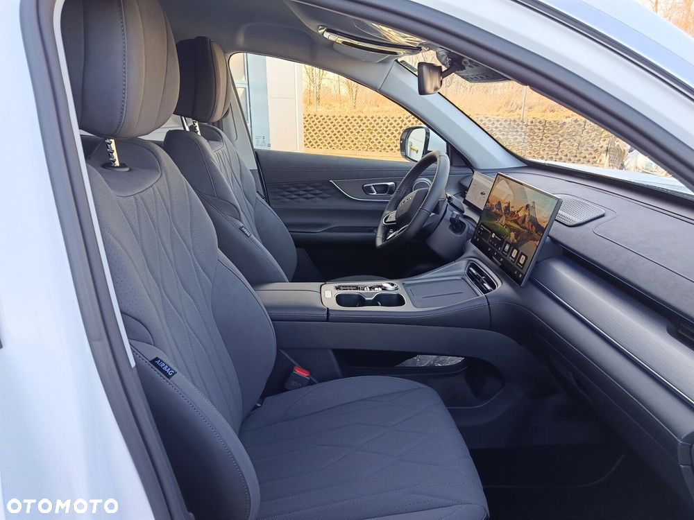 Chery Tiggo 8 - 3