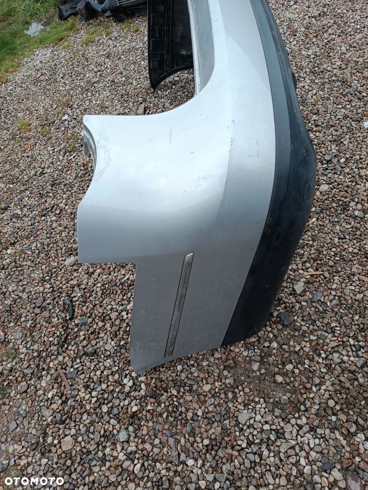 VW PASSAT B6 ZDERZAK TYŁ TYLNY KOMBI LA7W SREBRNY - 2