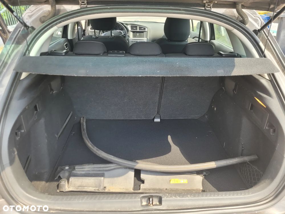 Citroën C4 BlueHDi 100 Selection - 8