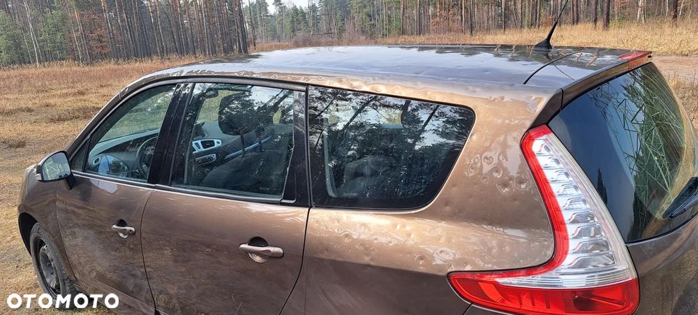 Renault Grand Scenic dCi 110 Expression - 8