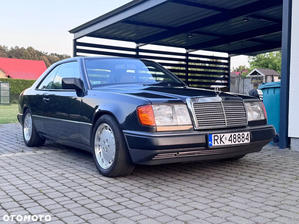 Mercedes-Benz W124 (1984-1993) - 13