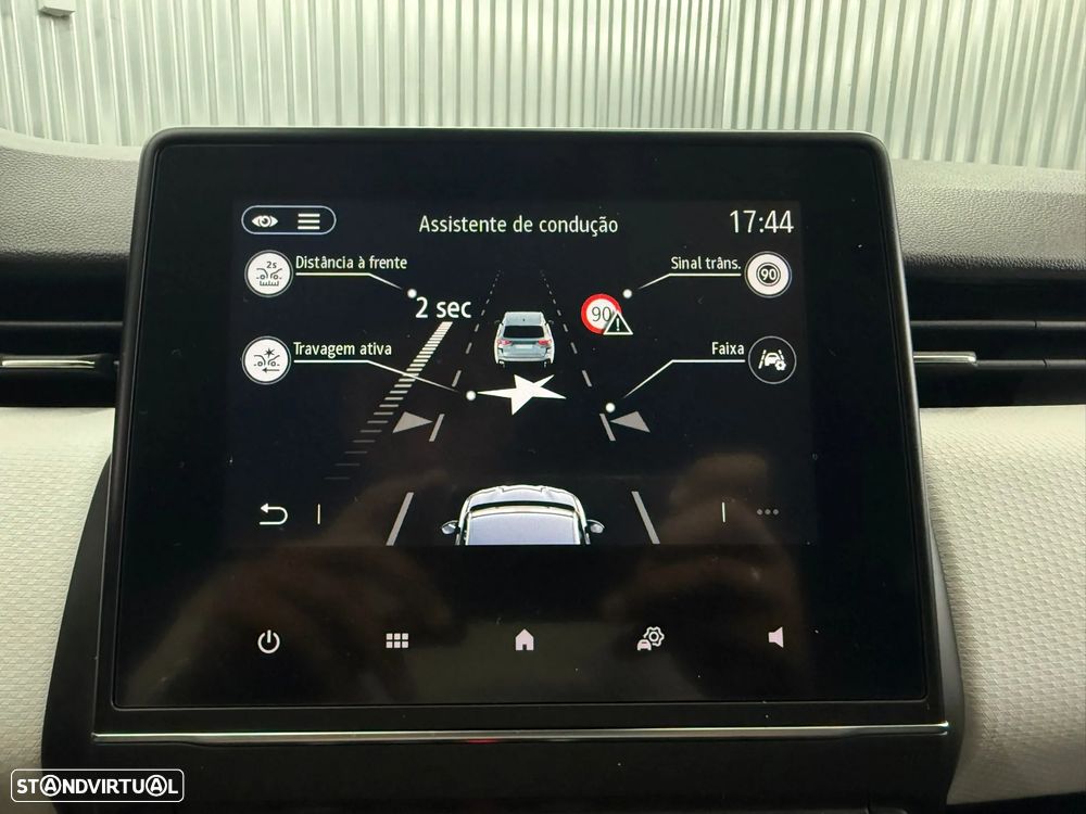 Renault Clio 1.5 Blue dCi Evolution - 11