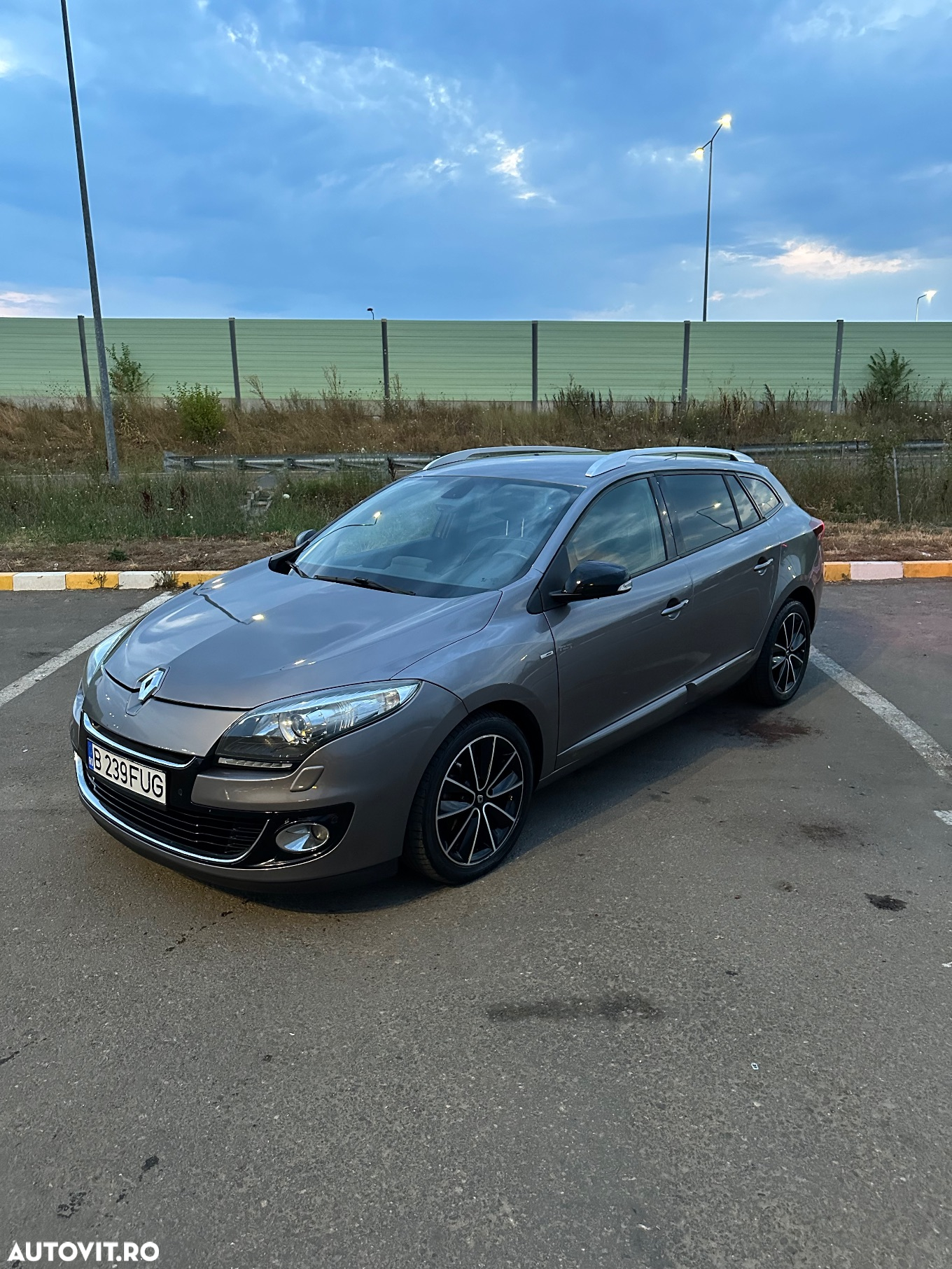 Renault Megane ENERGY dCi 110 Start & Stop Bose Edition - 2