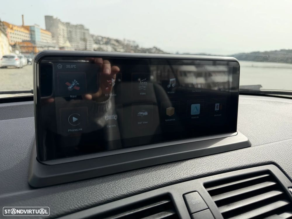 BMW 118 d Limited Edition Lifestyle c/ M Sport Pack - 18