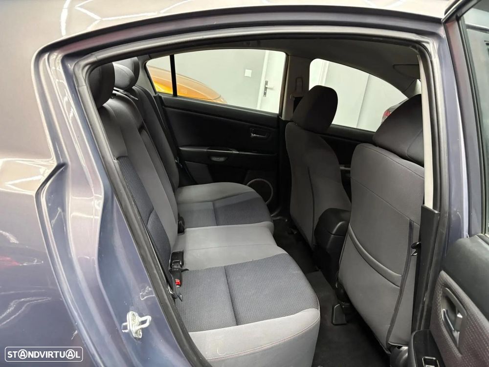 Mazda 3 Sedan MZ-CD 1.6 Exclusive Plus - 8