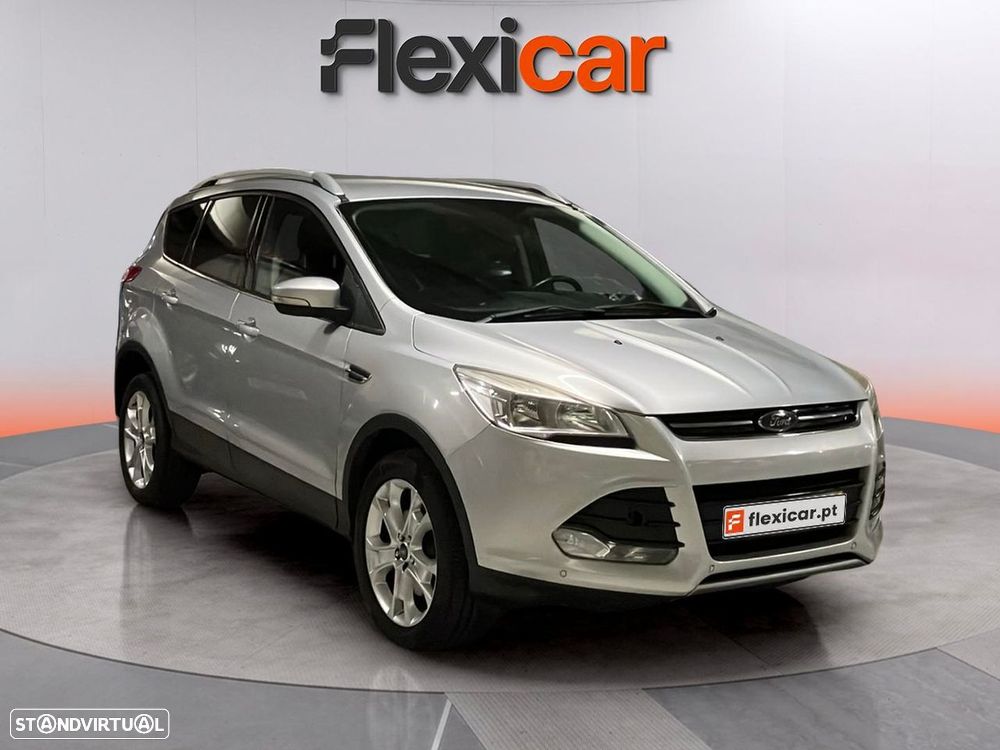 Ford Kuga - 1
