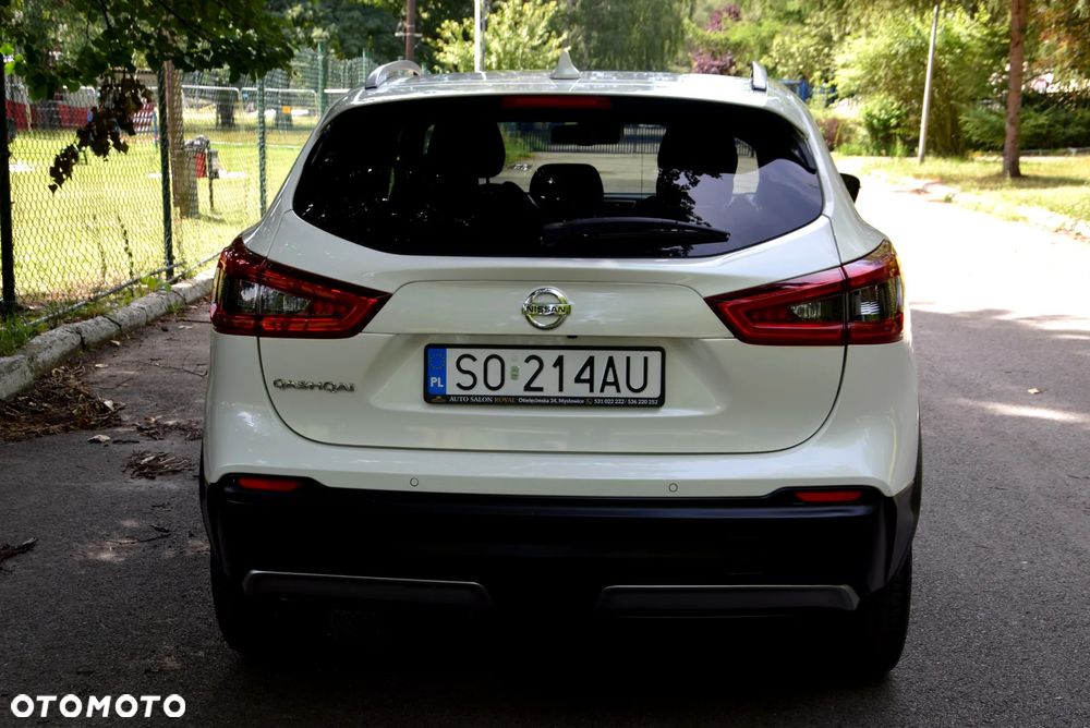 Nissan Qashqai 1.3 DIG-T N-Connecta - 8