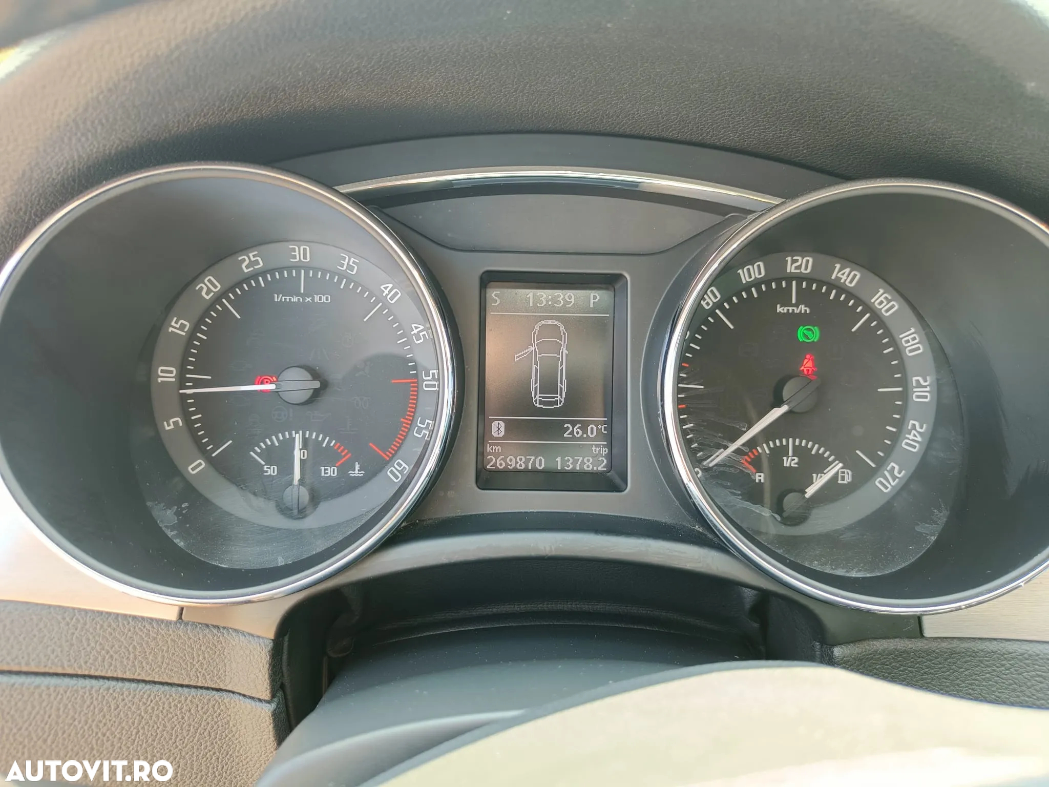 Skoda Superb 2.0 TDI DSG Elegance - 20