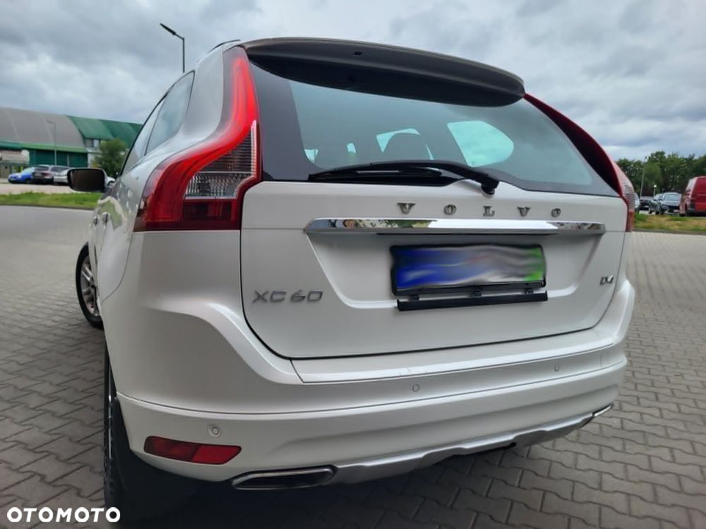Volvo XC 60 D4 Geartronic Momentum - 26