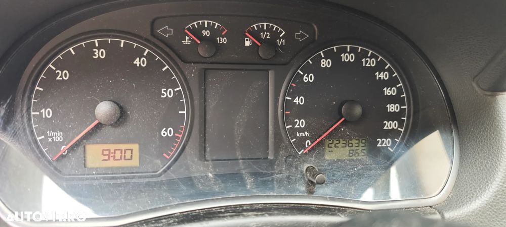 Volkswagen Polo - 6
