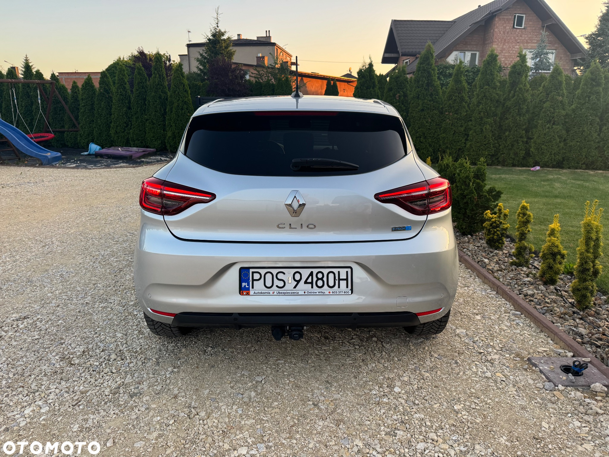 Renault Clio E-TECH Full Hybrid 145 EQUILIBRE - 3