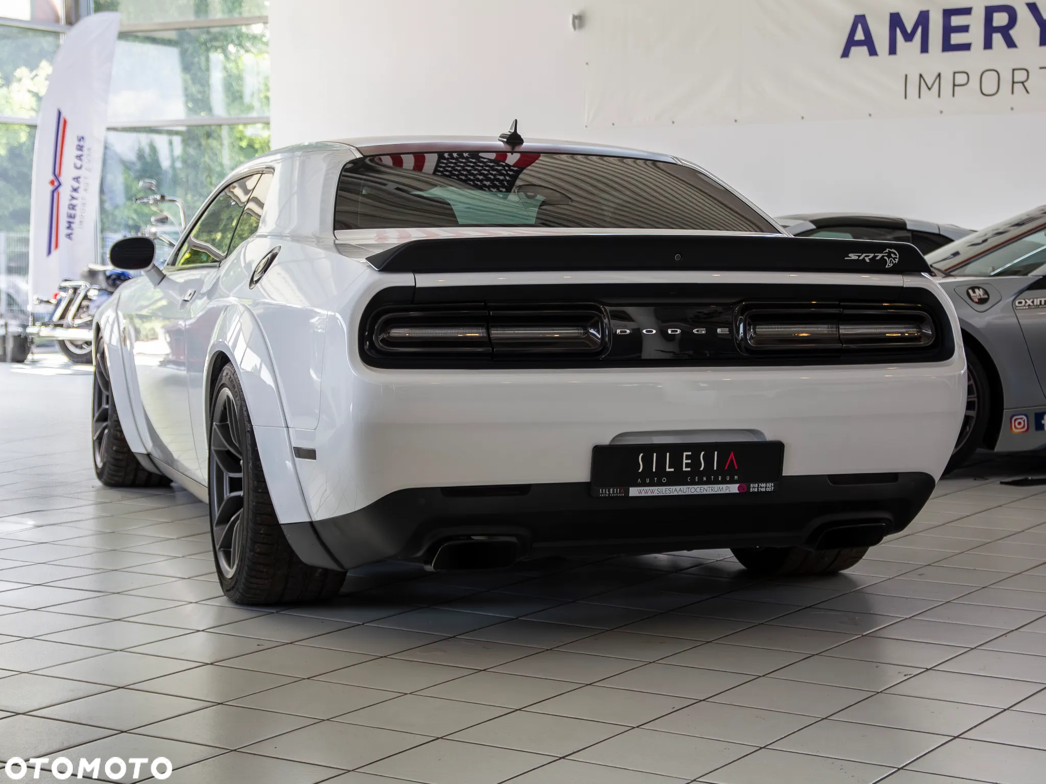 Dodge Challenger - 5