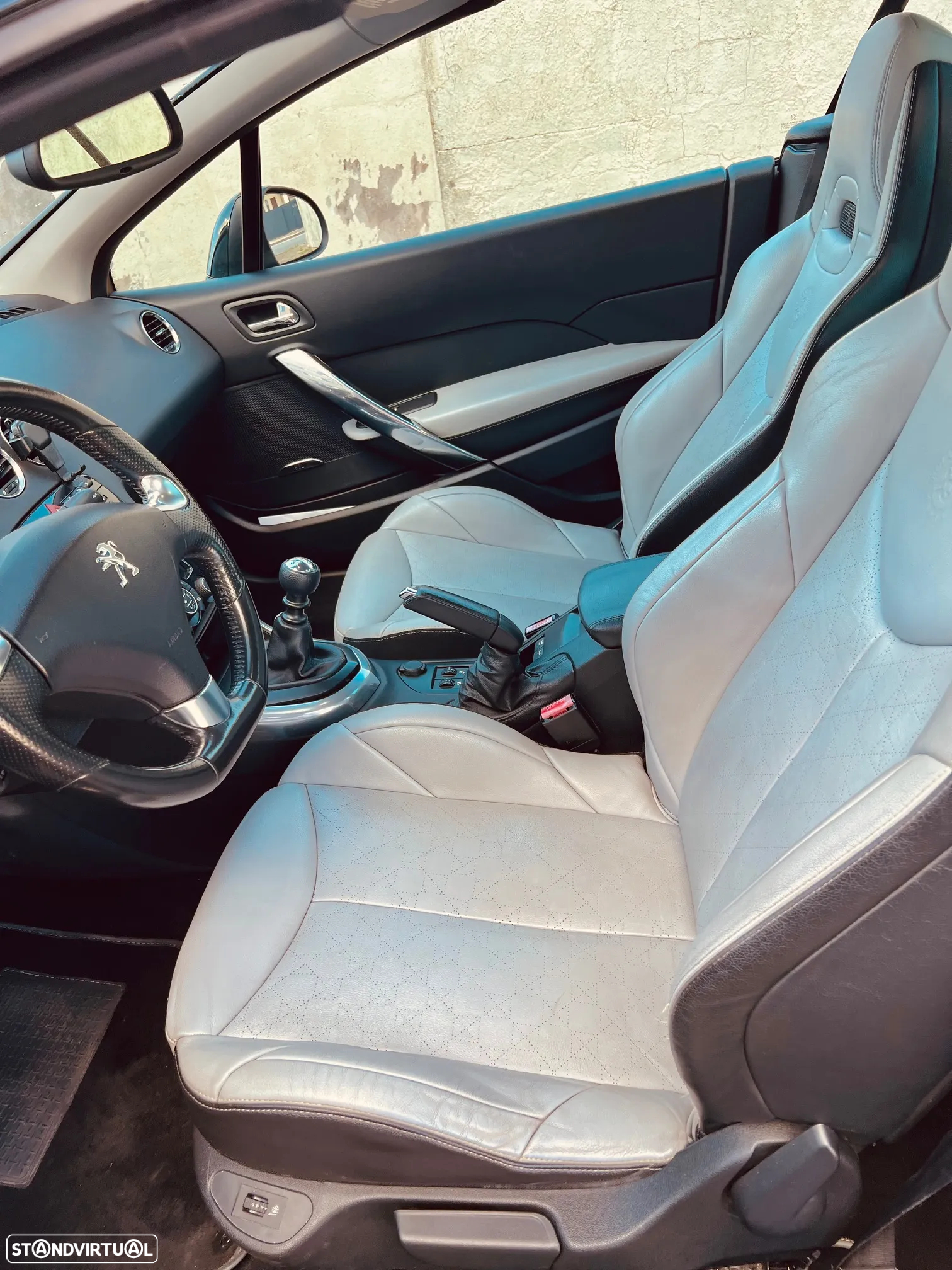 Peugeot 308 CC 2.0 HDi Roland Garros 144g - 10