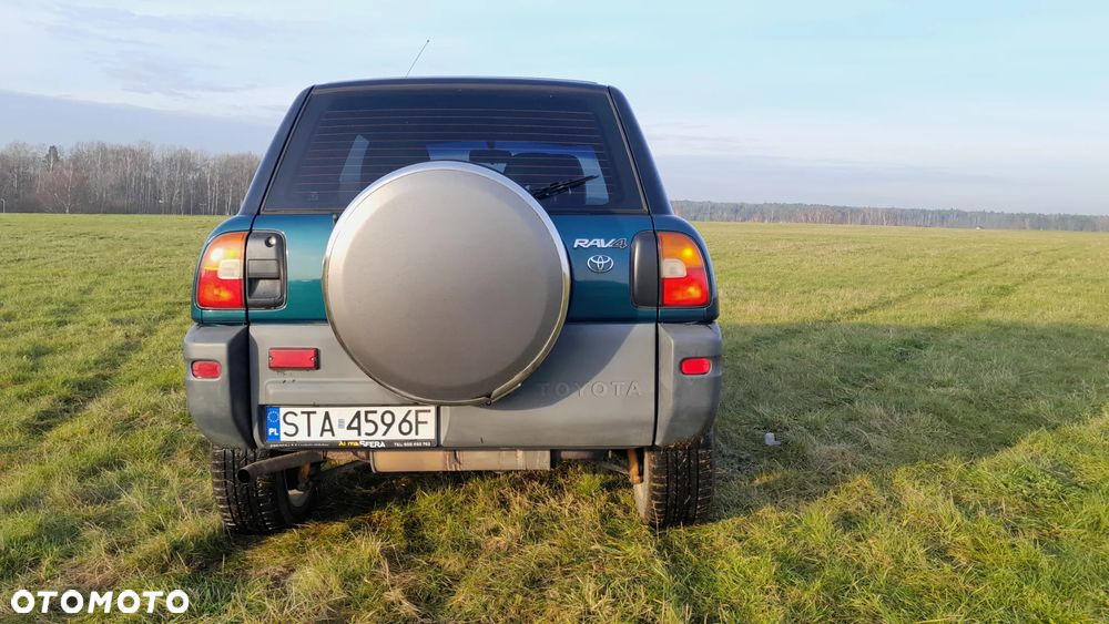 Toyota RAV4 2.0 Special - 6