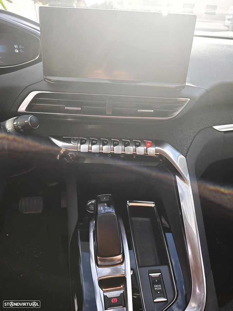 Peugeot 3008 - 10