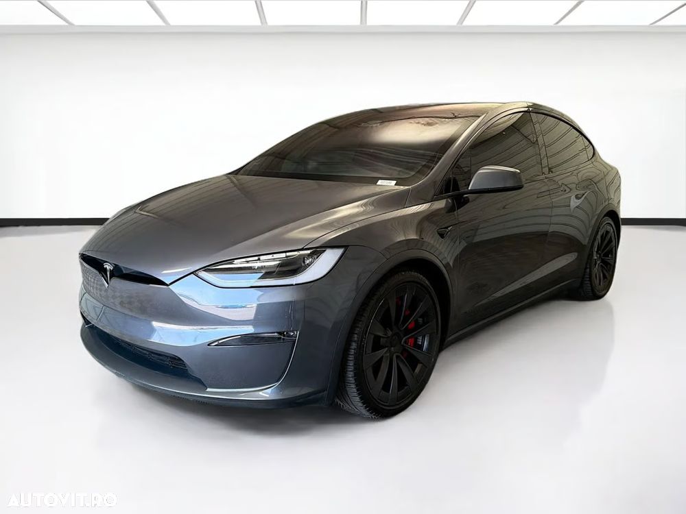 Tesla Model X - 1