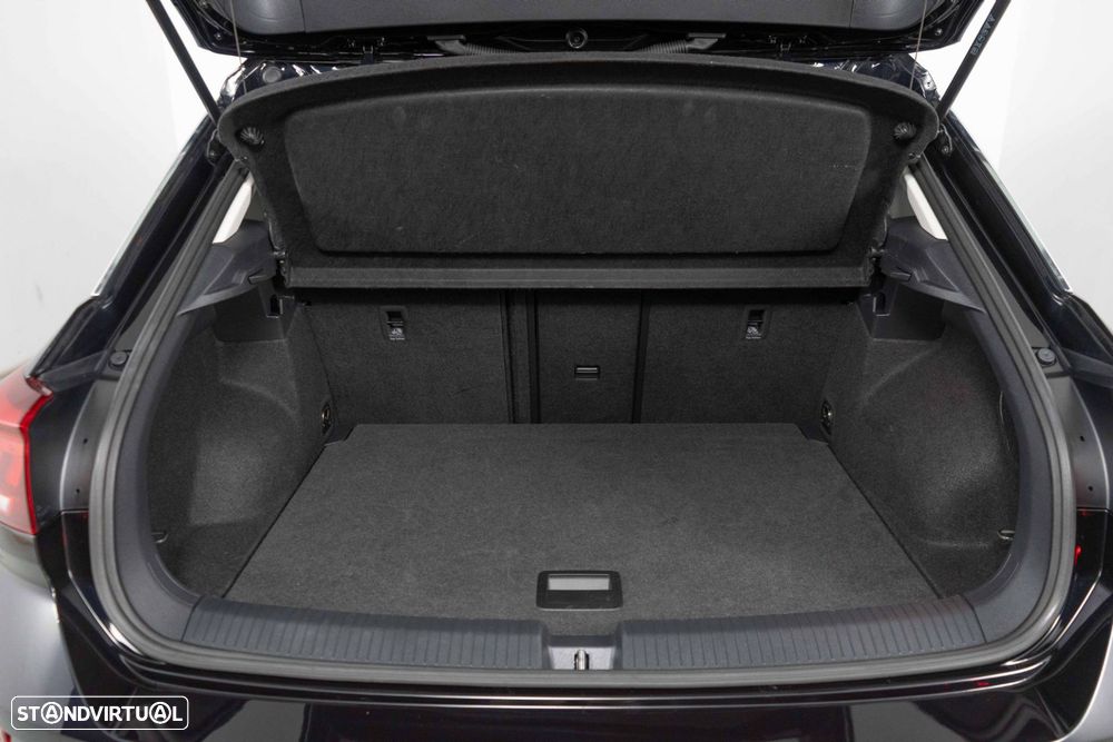 VW T-Roc - 14