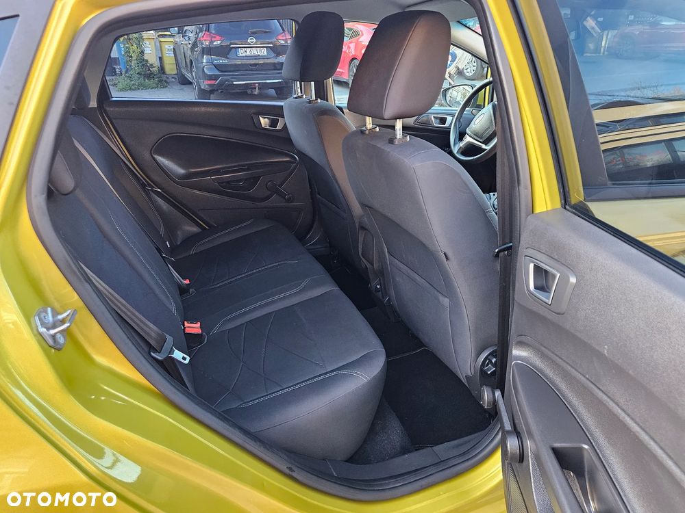Ford Fiesta 1.25 Titanium - 10