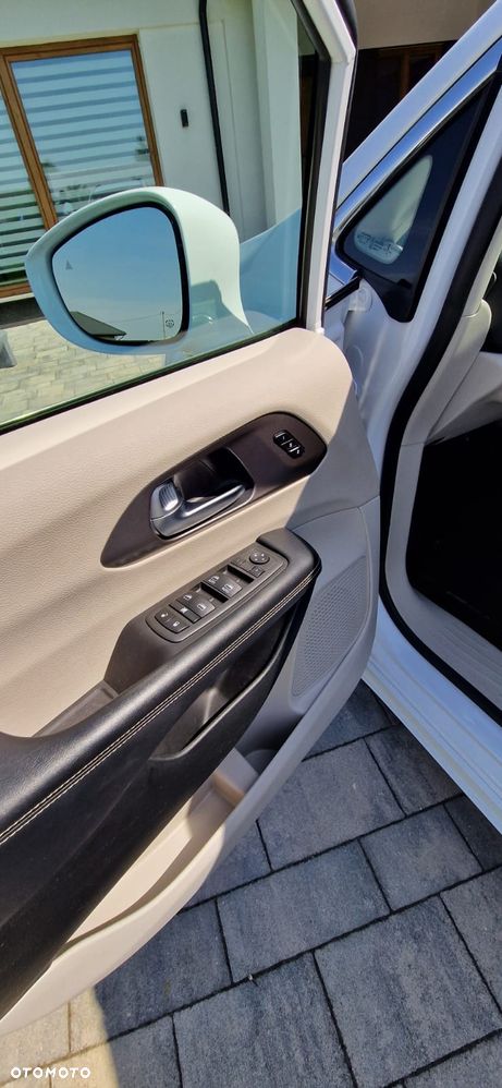 Chrysler Pacifica - 24