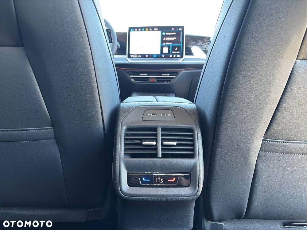 Volkswagen Passat Variant 2.0 TSI Business Plus DSG - 7
