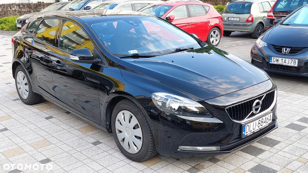 Volvo V40 D2 Drive-E Momentum - 2