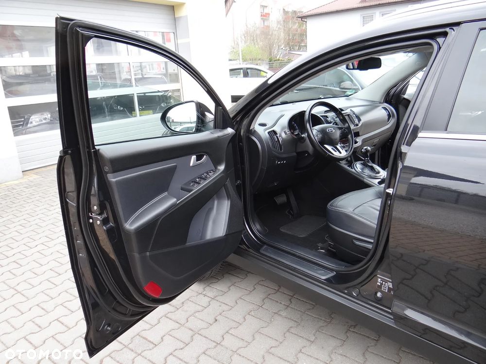 Kia Sportage 2.0 CRDI 4WD Automatik Dream-Team Edition - 20