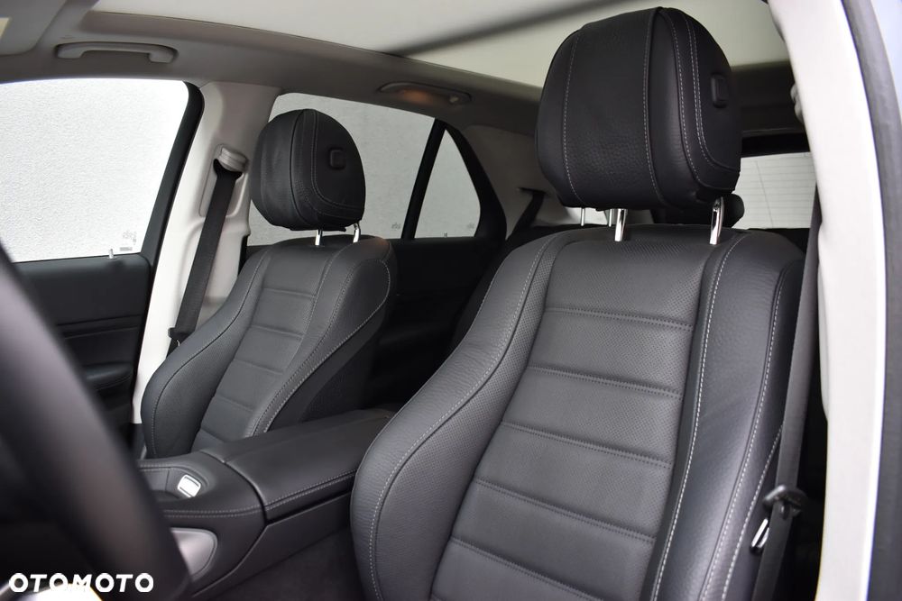 Mercedes-Benz GLE 300 d 4Matic 9G-TRONIC AMG Line Advanced Plus - 13