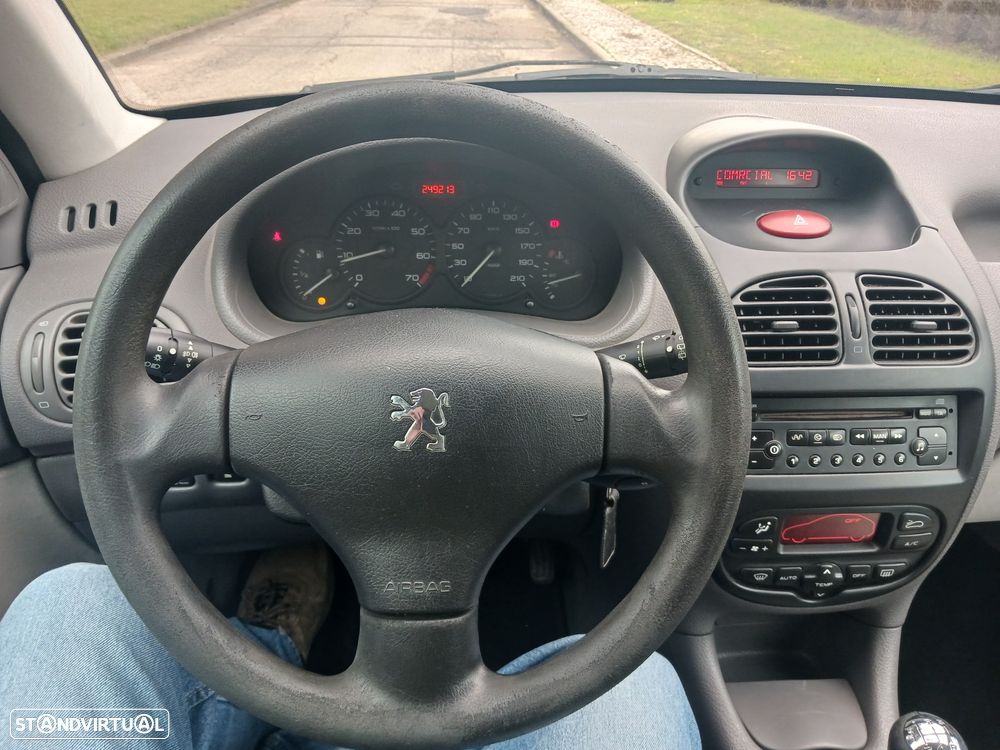 Peugeot 206 1.1 Black & Silver - 19