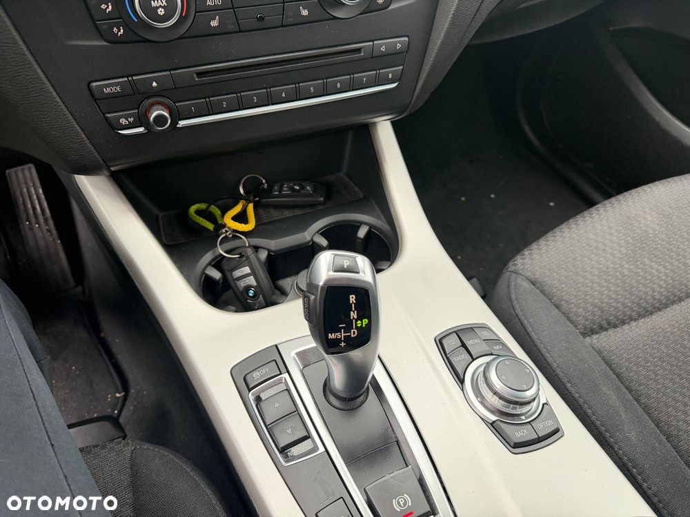 BMW X3 xDrive20d - 11