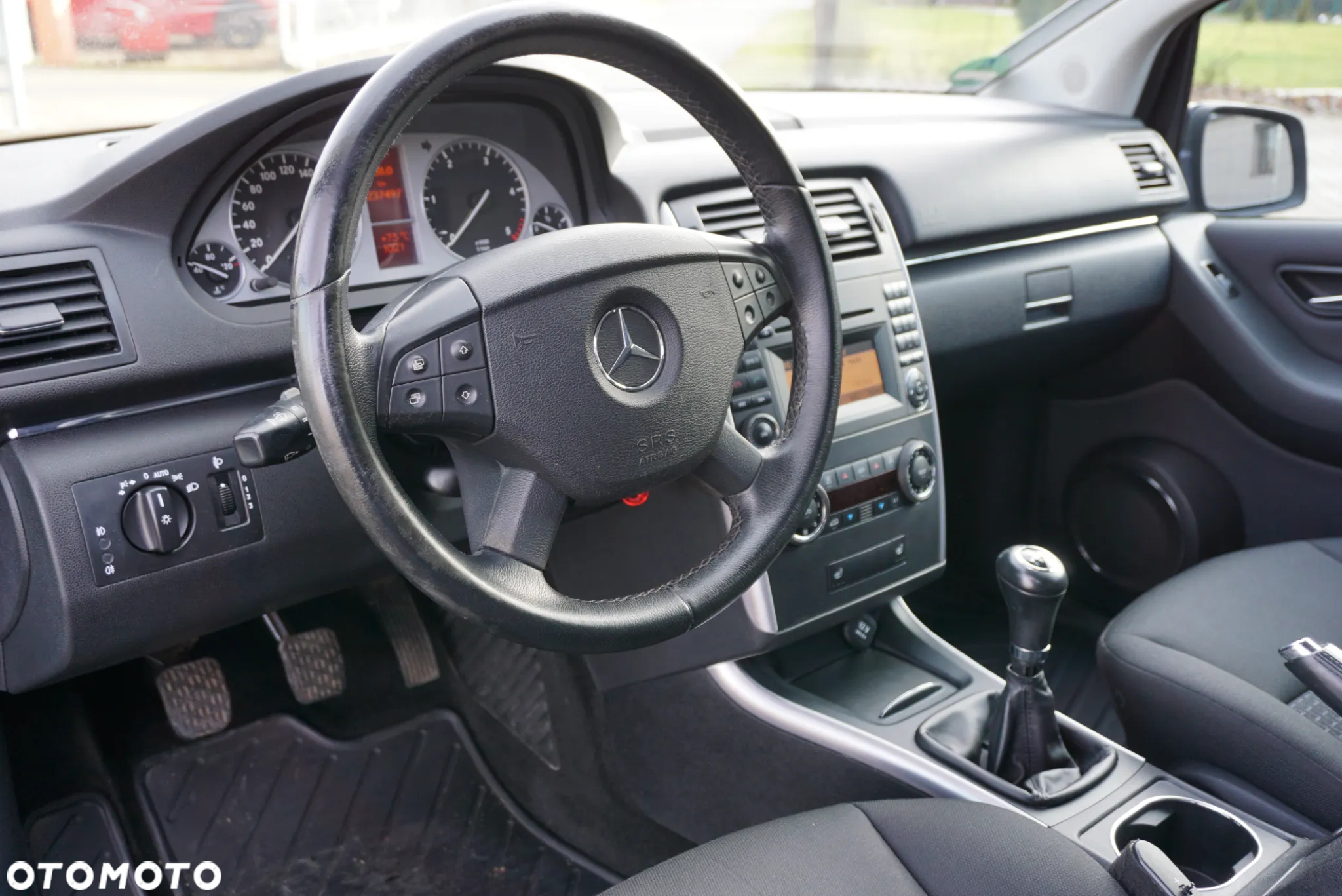 Mercedes-Benz Klasa B 200 CDI EU5 - 9